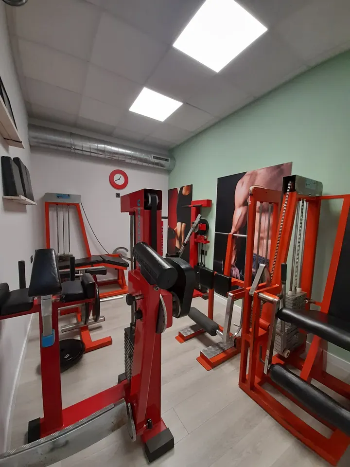 Beactive (antiguo Pesas Gym & Fitness) — estudio de fitness-studio en Gijón — 3