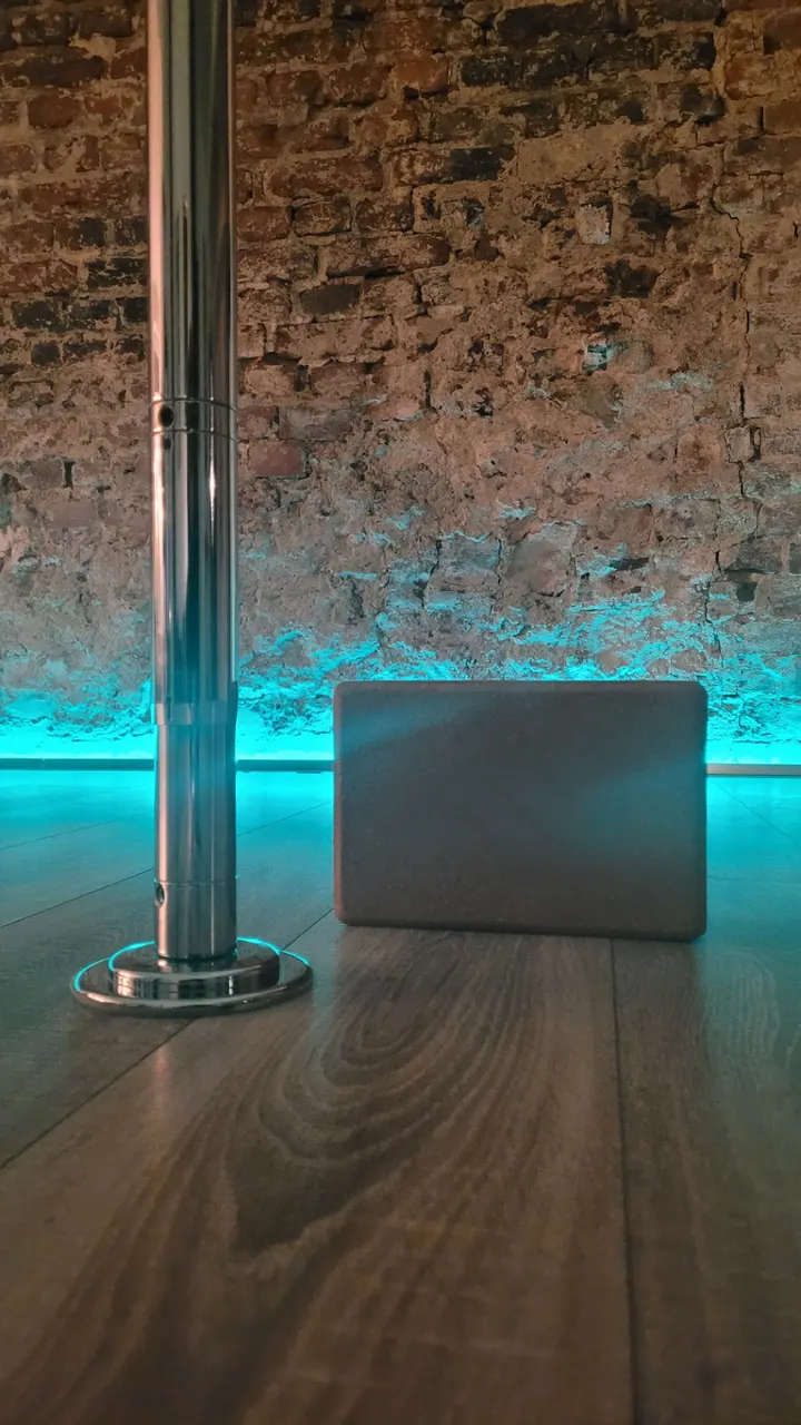Passion meets Pole — pole fitness-studio in Gemarkung Remscheid, Remscheid — 2