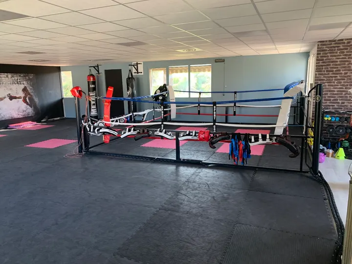 Boxe Libre & Kick Boxing Simiane — arts martiaux-studio à Marseille — 5