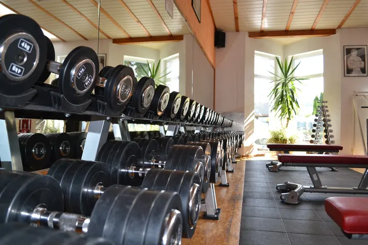 HAPPY FIT Sport- und Wellness GmbH — fitnessstudio in Engstingen-Kleinengstingen — 3