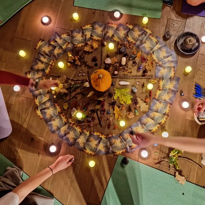 YoMedS Healing — yoga-studio in London — 3