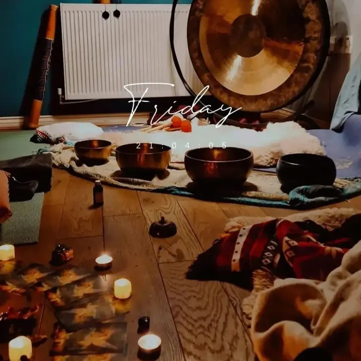 YoMedS Healing — yoga-studio in London — 4