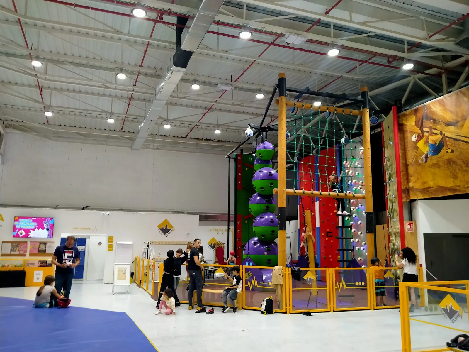 Climbat Avilés — escalada-studio en Trasona — 5