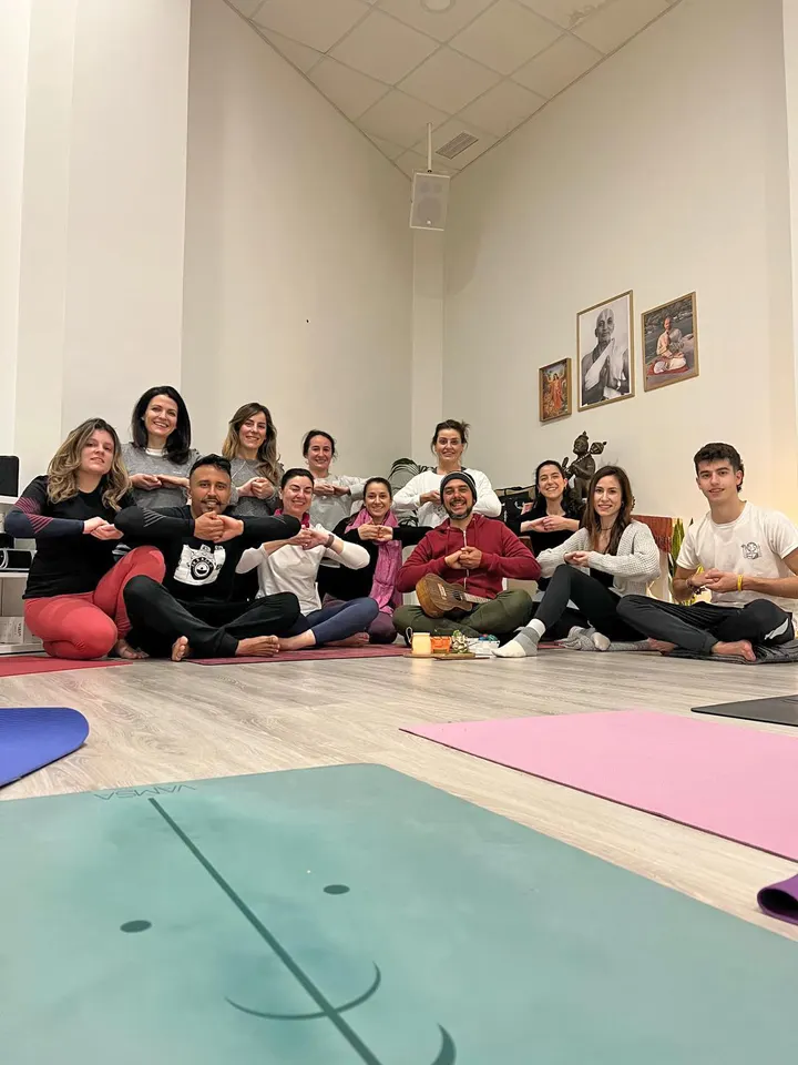Hanuman Yoga School Calle Asensi — yoga-studio en Castellón de la Plana — 6