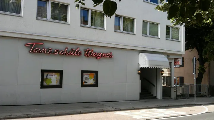 Tanzschule Wagner Inh. Costel Capatina — tanz-studio in Stuttgart — 3