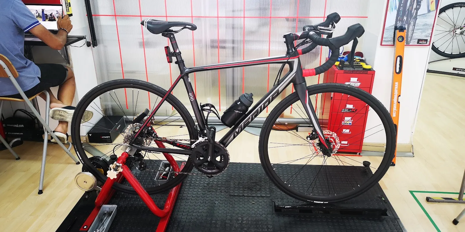 Entreno Personal | Biomecánica Barcelona — entrenamiento personal-studio en Barcelona — 3