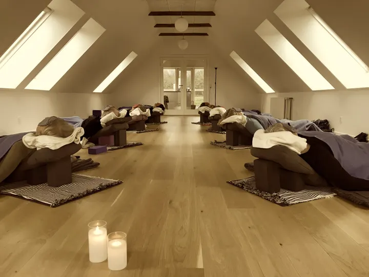 Stina Yoga v / Stina Svejbæk — yoga-studio i Hjortshøj Stationsby, Hjortshøj — 3