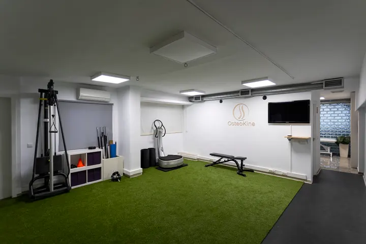 OSTEOKINE. Fisioterapia, Osteopatía y Entrenamiento Personal — Entrenamiento personal en Oliveros, Almería