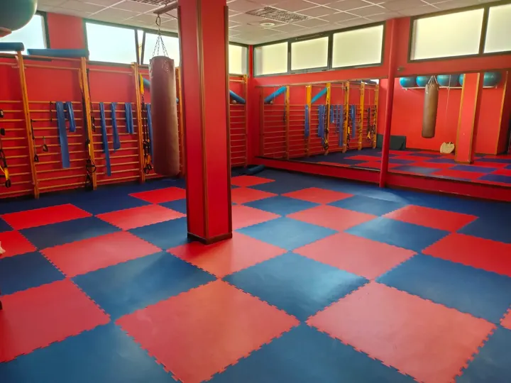 EMILIO JIMENEZ ONAINDI — estudio de fitness-studio en Elexalde, Bilbao — 2
