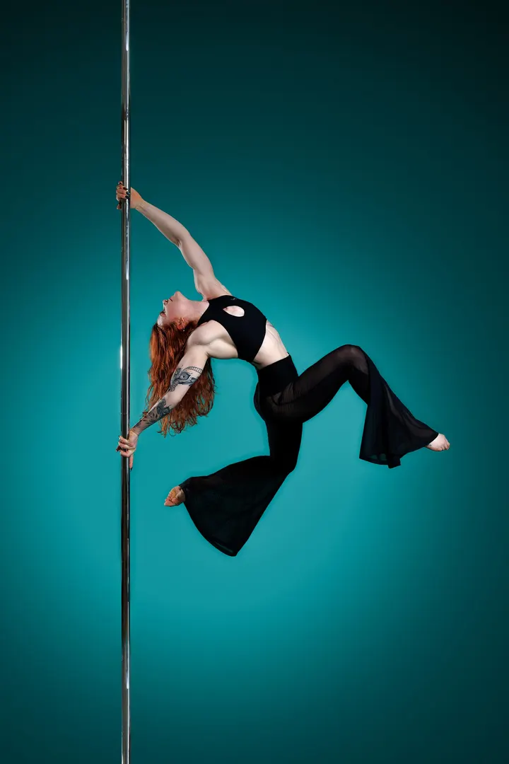 Pole Up — Tanz in Biegenviertel, Marburg