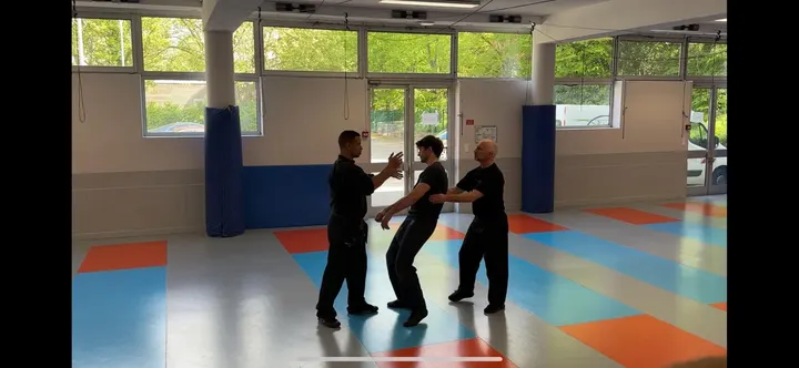 Nihon Tai-Jistu Club — arts martiaux-studio à Suresnes, Paris — 2