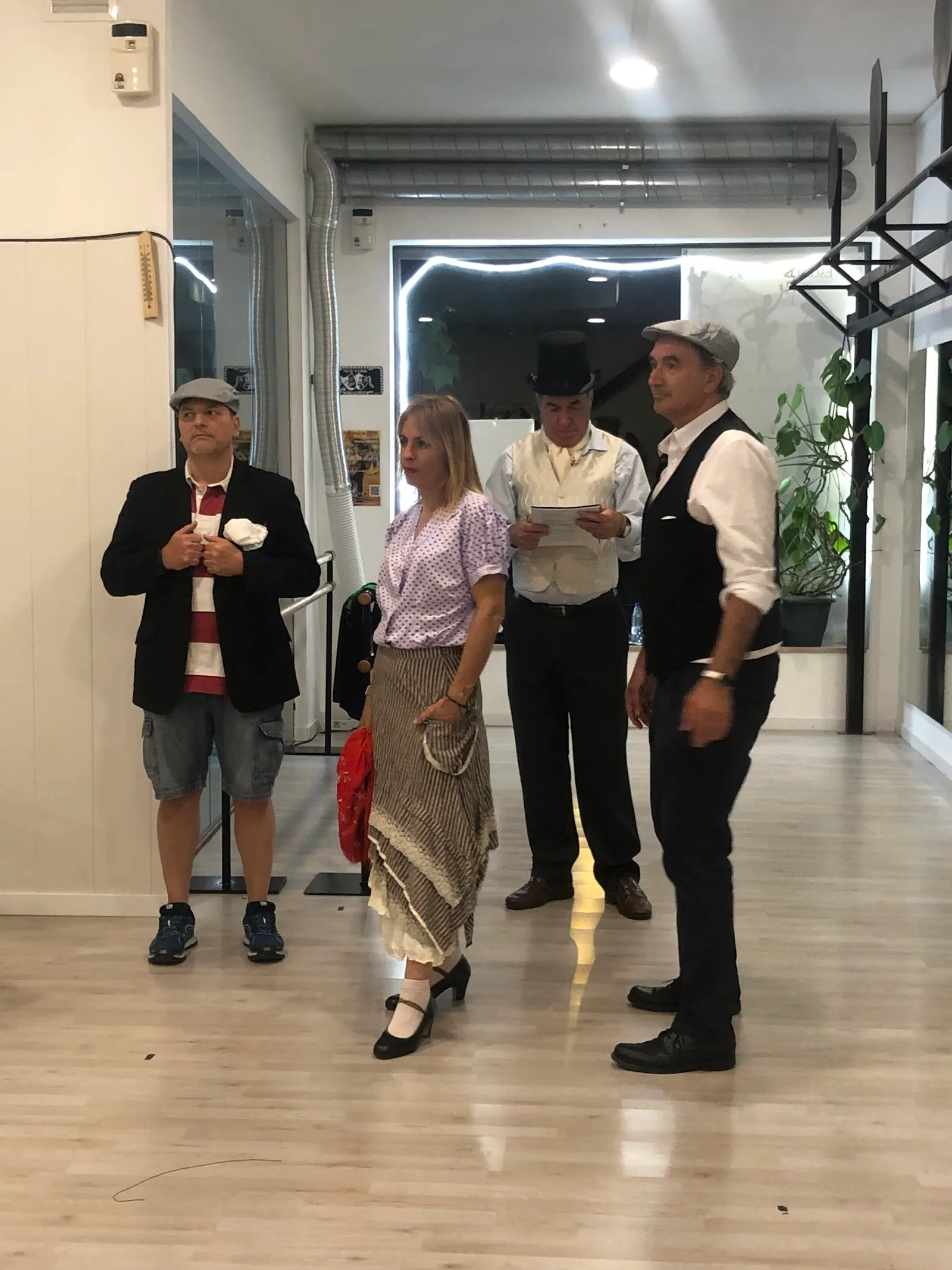 Escuela De Artes Escénicas Raquel Hinojosa Villar — baile-studio en Majadahonda — 2