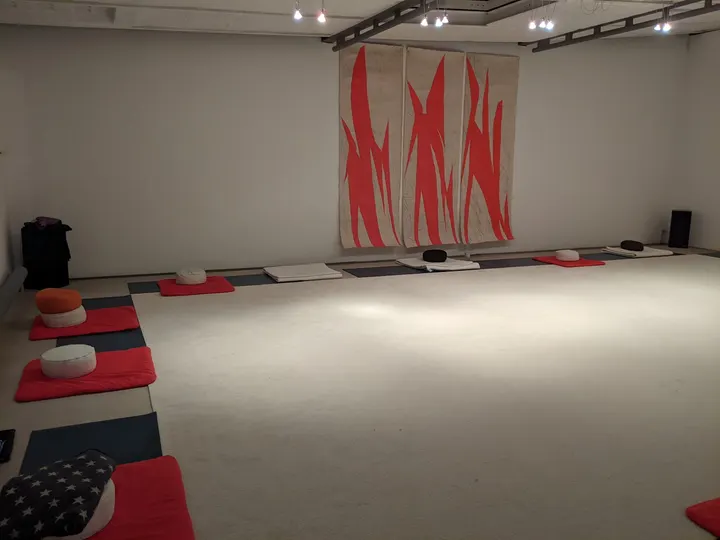 Die Halle Zentrum F.Kunst u.Meditation — Meditation in Bornheim, Frankfurt am Main