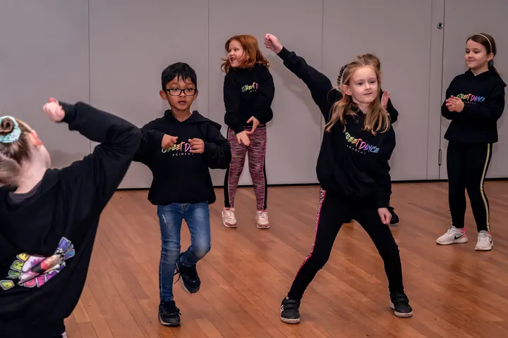 UK Dance Academy — dance-studio in London — 3
