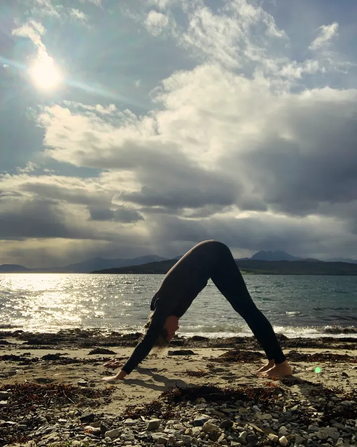 Mindful Yoga Tromsø — Yoga i Åsland, Tromsø