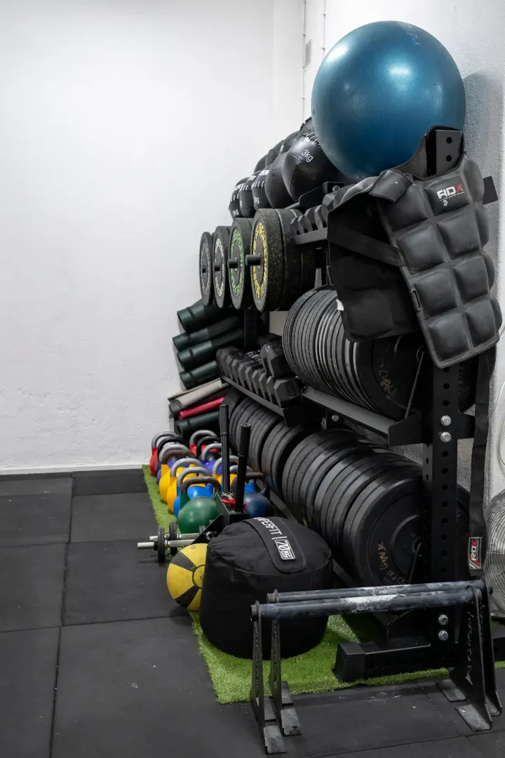 The Chalk Weightlifting — musculação-studio em Alto da Ponte, Lisboa — 3