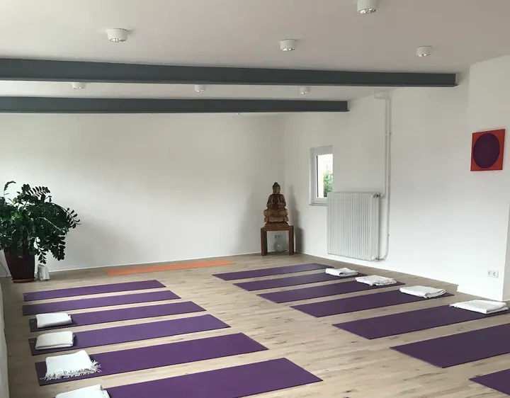 Yoga Meerbusch — yoga-studio in Düsseldorf — 3