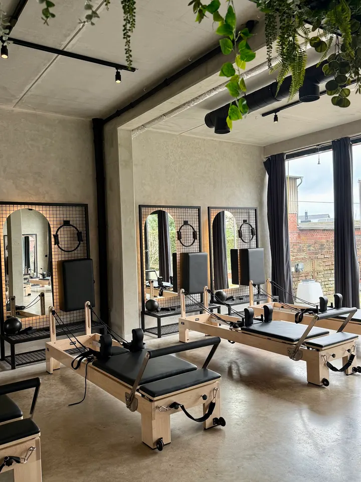 Glasshouse Reformer Pilates — Pilates in Höhscheid/Burg, Solingen