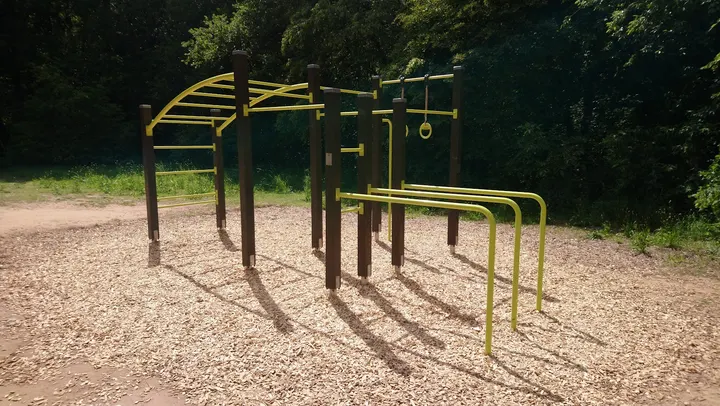 Outdoor Fitness Park — fitnessstudio in Alt-Frankenforst, Bergisch Gladbach — 3