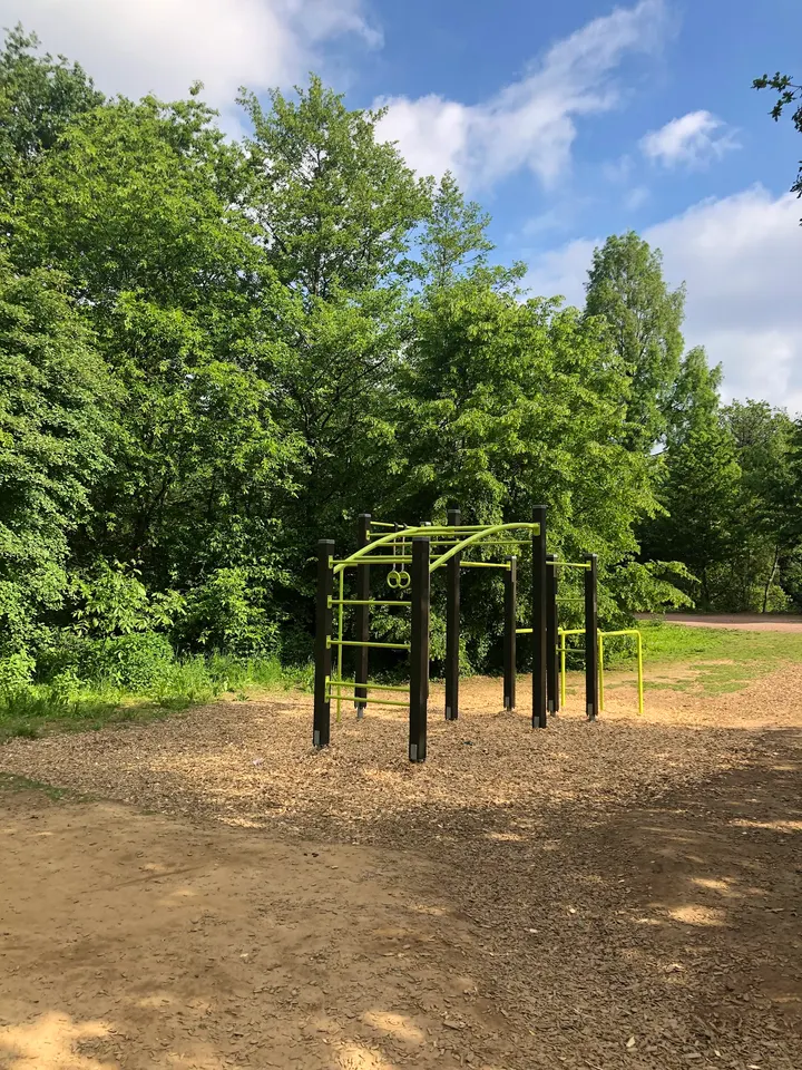 Outdoor Fitness Park — fitnessstudio in Bergisch Gladbach — 4