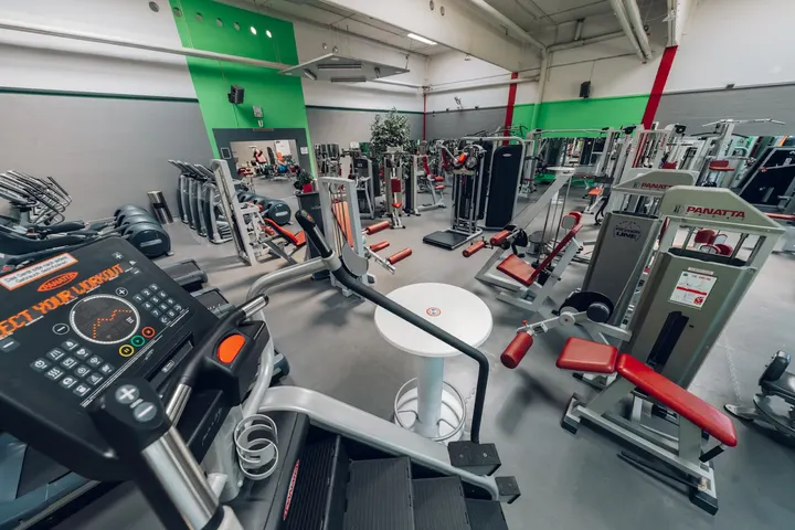 fitX24 / xXx-fitnessclub24 GmbH — fitnessstudio in Ingolstadt — 3