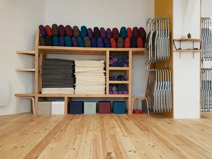 Surya Yoga Studio Iyengar de — yoga-studio à Montcalm-République, Nîmes — 3