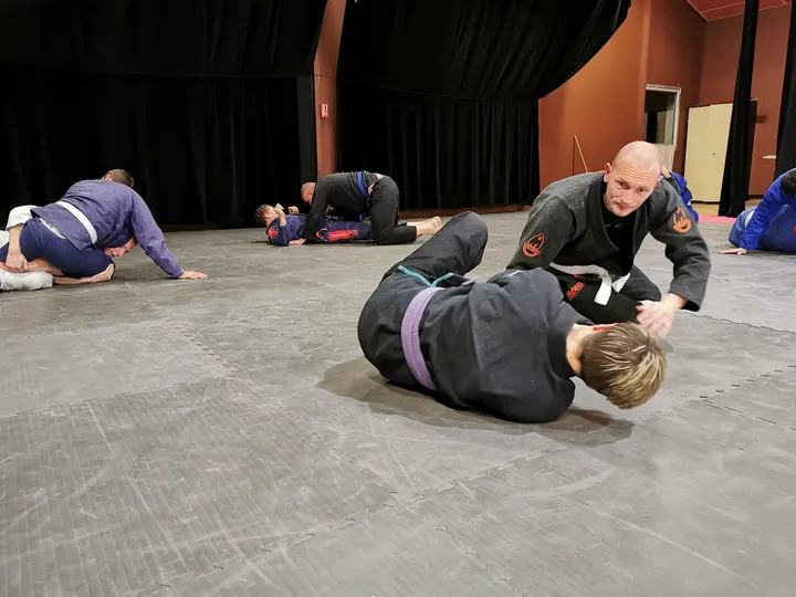 ACDC-BJJ sucé sur erdre — arts martiaux-studio à Nantes — 5
