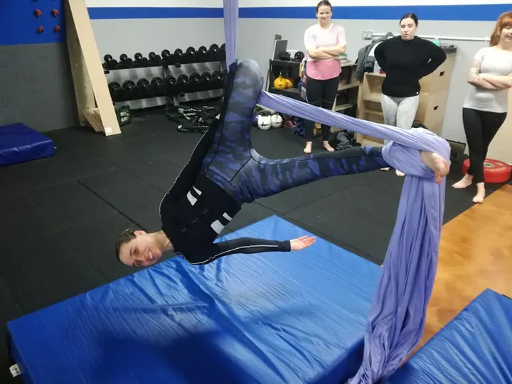 Upside down aerial fitness — aerial-studio in Lychpit, Basingstoke — 3