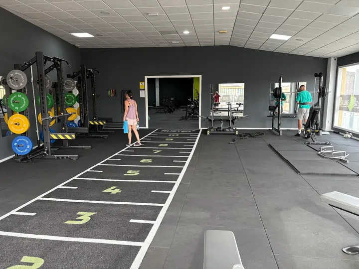 ironworldGYM CHICLANA — fuerza-studio en Chiclana de la Frontera — 5