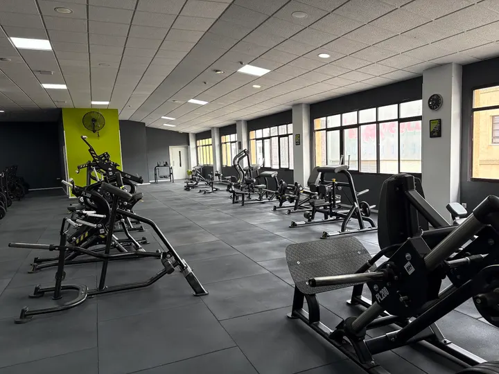 ironworldGYM CHICLANA — Entrenamiento funcional en Chiclana de la Frontera