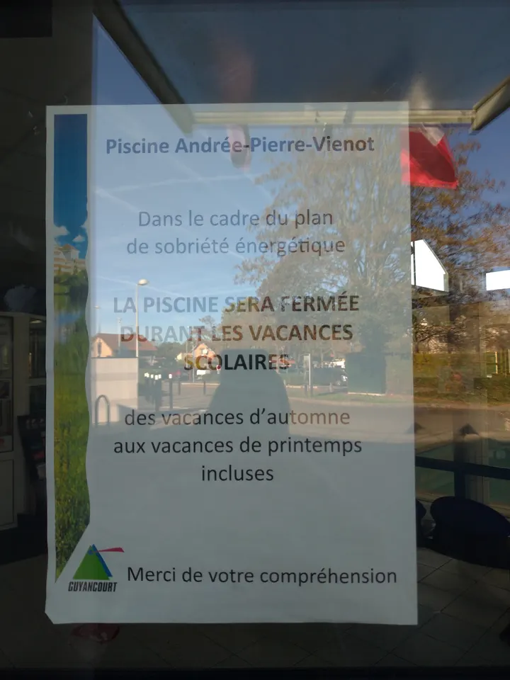 Piscine Andrée-Pierre-Vienot — studio à Paris — 5