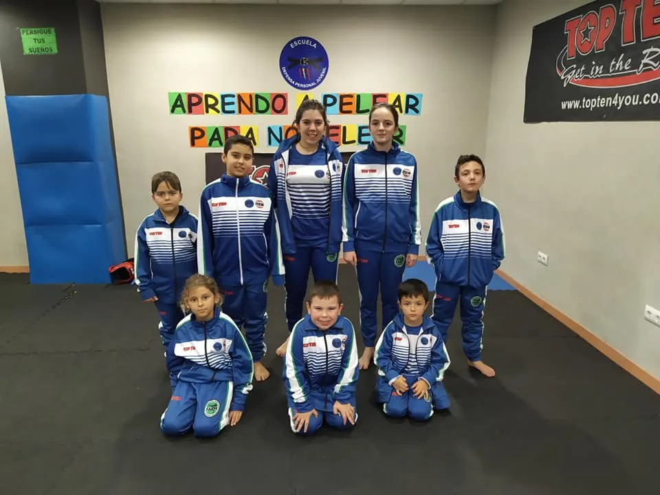 Escuela Defensa Personal Juvenil — artes marciales-studio en Barriada Río San Pedro — 5