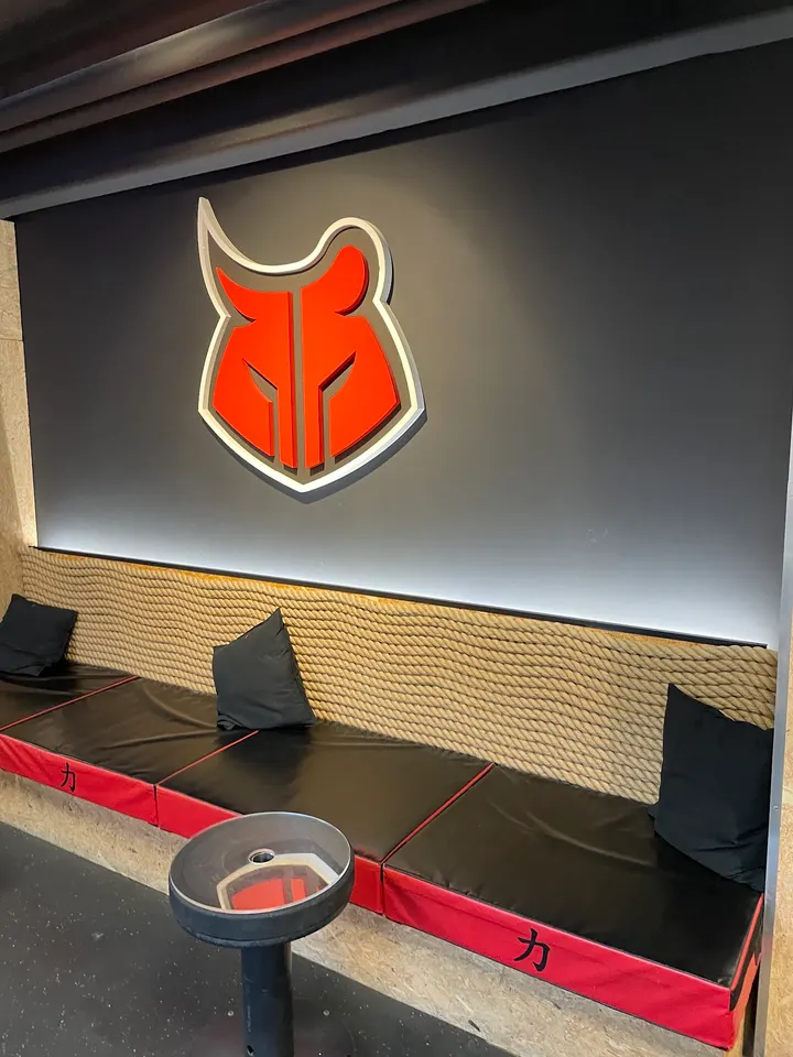 CrossFit Bulls and Bears Heddernheimer Landstraße — crossfit-studio in Heddernheim, Frankfurt am Main — 2
