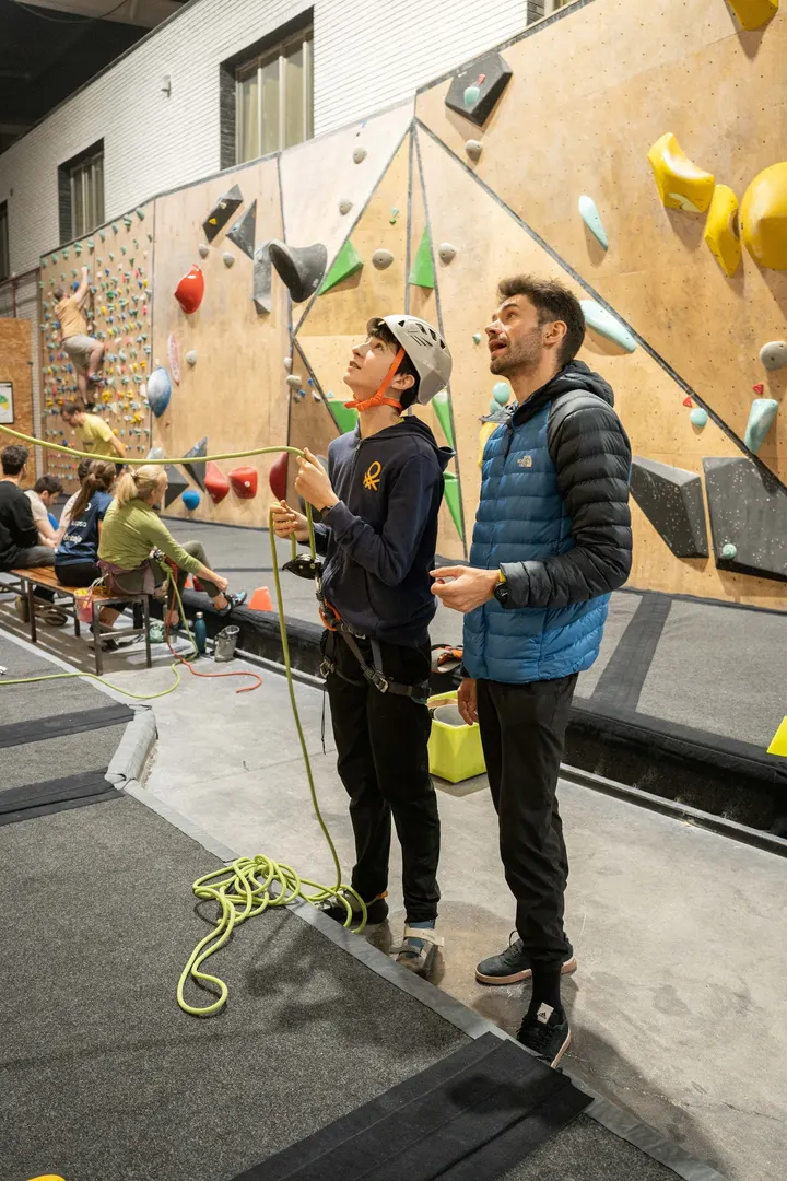 One Move · Centro de Escalada — boulder-studio en Tremañes, Gijón — 3