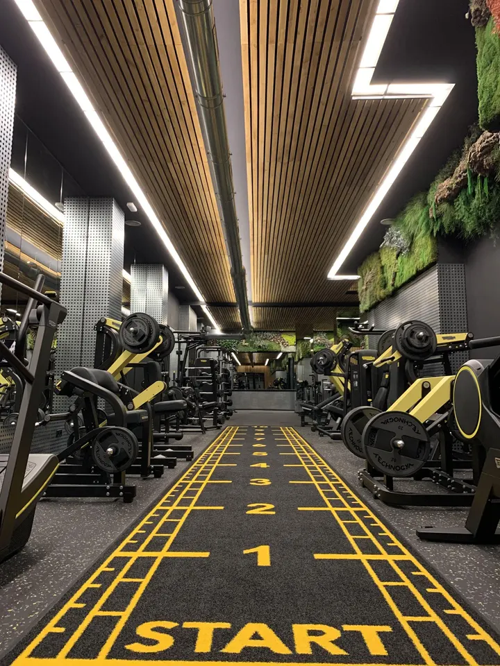 END Training Club — entrenamiento personal-studio en Russafa, Valencia — 2