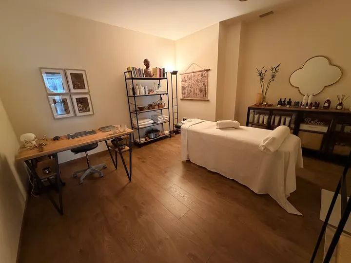 yuj es yoga — yoga-studio en Sevilla — 3