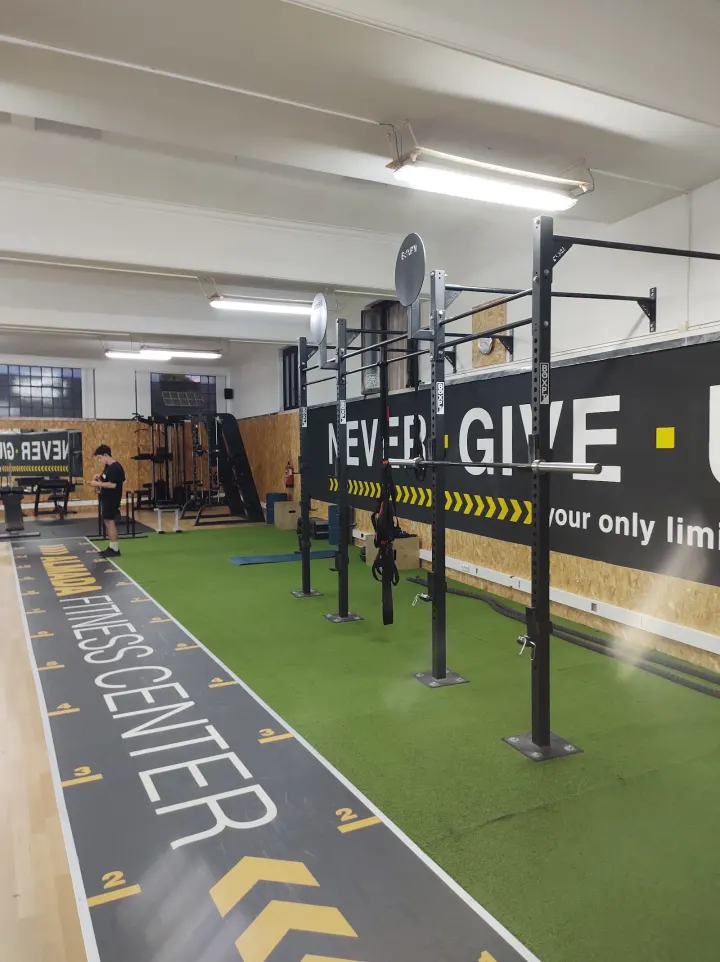 Almada Fitness Center — Ginásio em Almada Velha, Almada