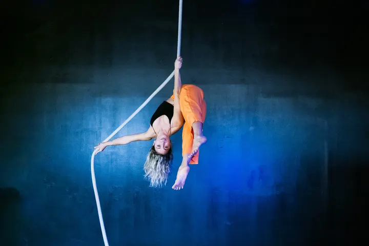 Acrobatica Aerea Reggio Emilia — Acrobatica aerea a Gavassa, Reggio Emilia
