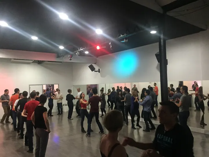 Infinity Danse Vaise — danse-studio à Gorge de Loup, Lyon — 2