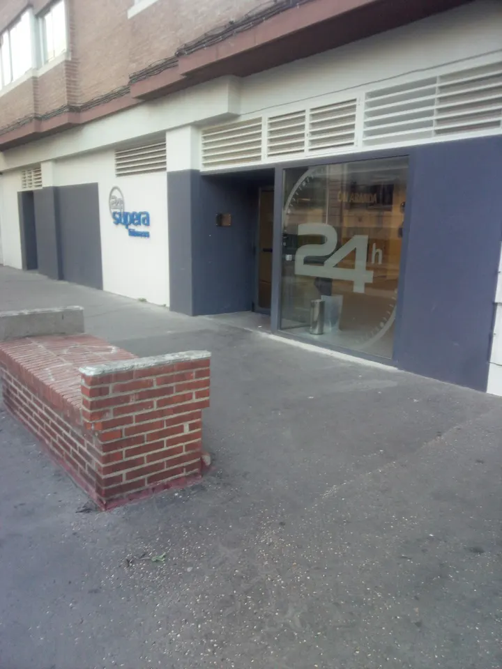 SUPERA ANYTIME S.L. — estudio de fitness-studio en Plaza España, Valladolid — 3