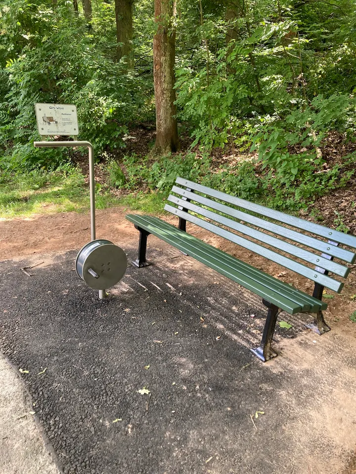 Outdoorfitnessstation — fitnessstudio in Lindleinsmühle, Würzburg — 2