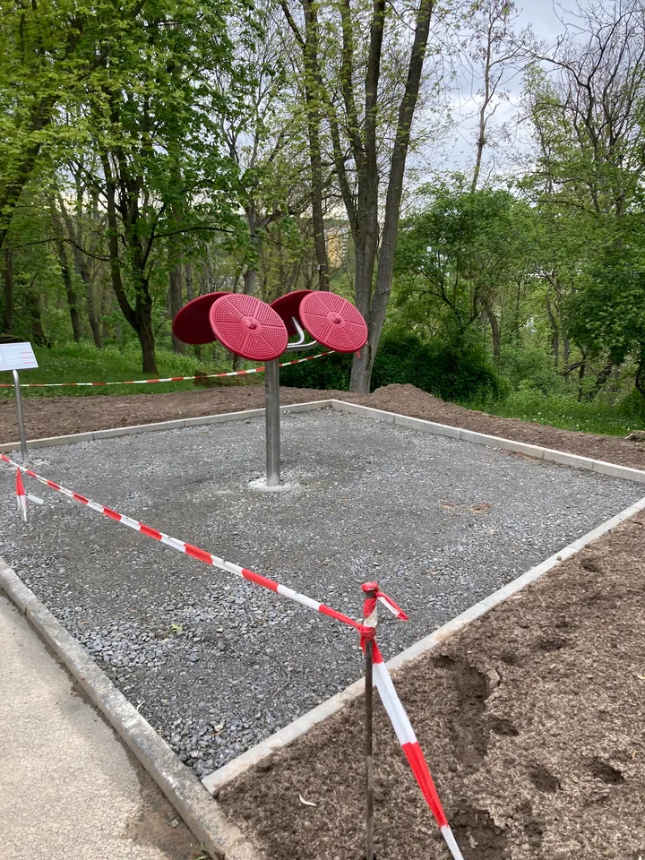 Outdoorfitnessstation — Fitnessstudio in Lindleinsmühle, Würzburg