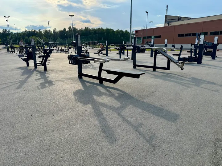Vuosaaren liikuntapuisto / ulkokuntosali — Calisthenics – Vuosaari, Helsinki
