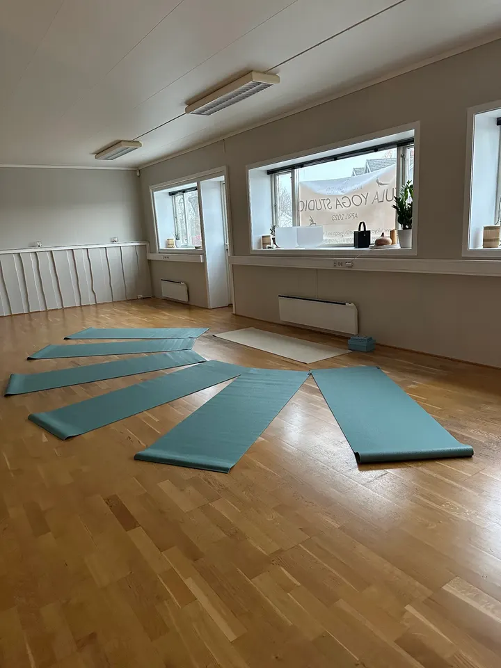 Glimmer Yoga Med Emily Stensen-Christensen — yoga-studio i Kjellestadjordene, Stathelle — 2