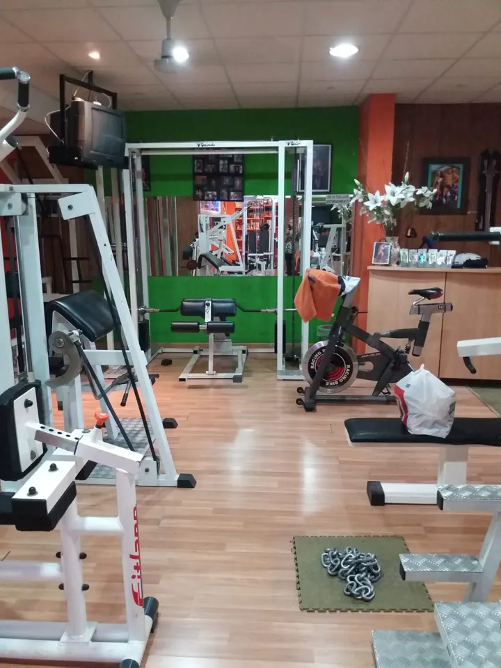 Tanave Gym — Estudio de fitness en Huelva