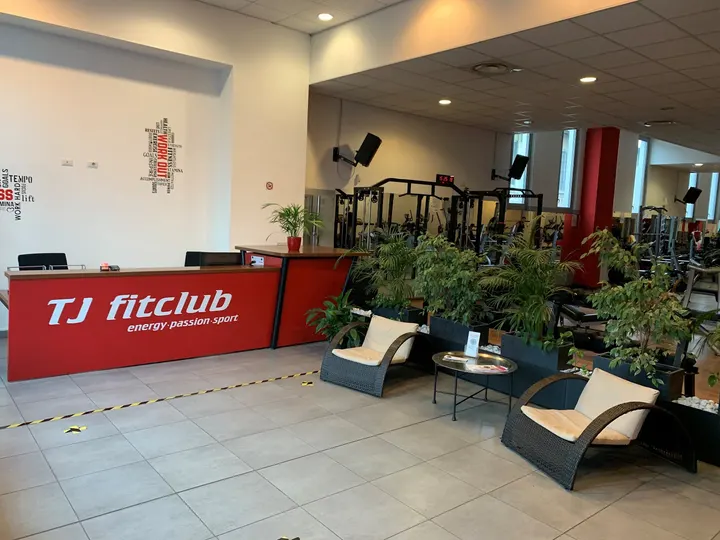TJ FITCLUB — palestre-studio a San Giuliano Milanese — 4