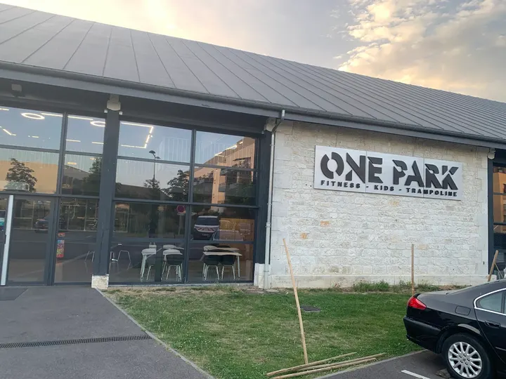ONE PARK Vernon — salle de fitness-studio à Vernon — 4