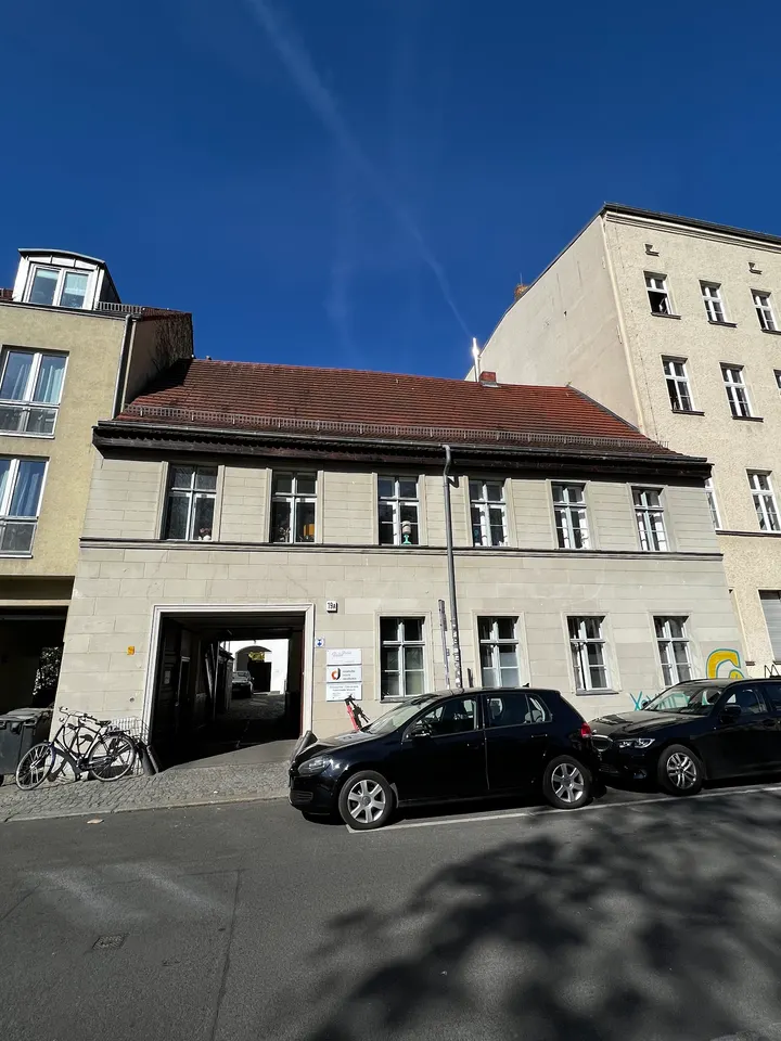 Ashtanga Yoga Zentral — yoga-studio in Mitte, Berlin — 2