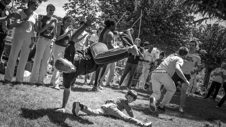 Canto de Capoeira — arts martiaux-studio à Paris — 5