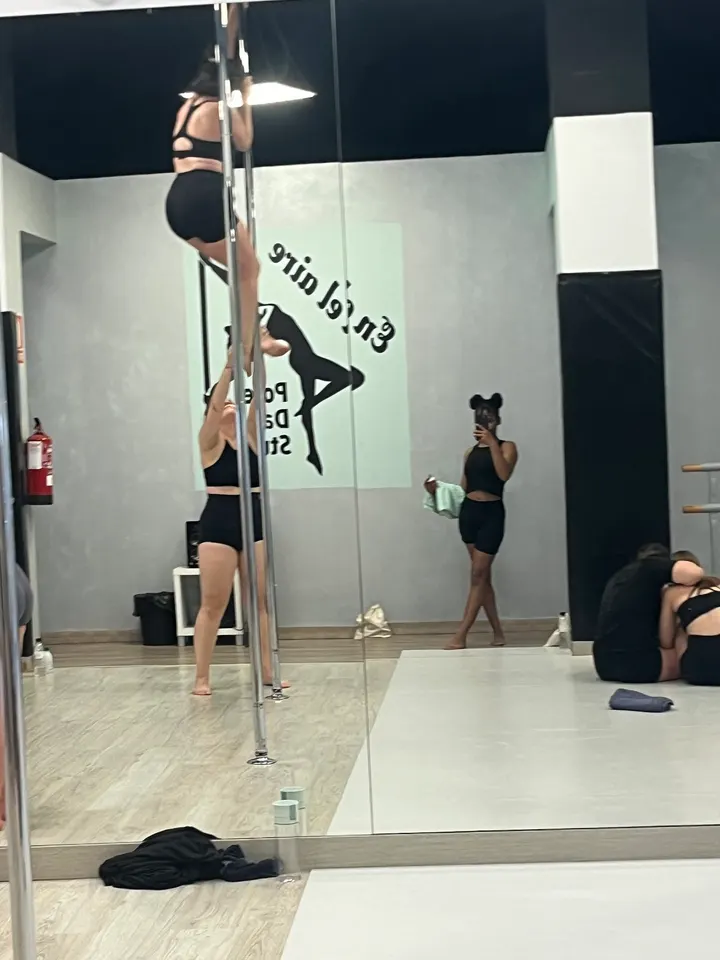 EN EL AIRE studio — Baile en Vila-seca